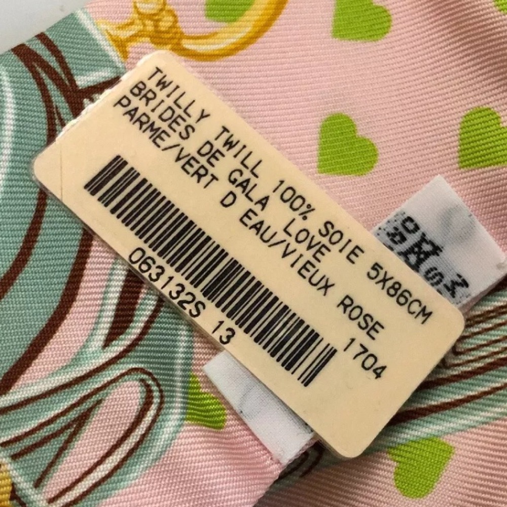 Authentic Hermès twilly  heart de gala pink